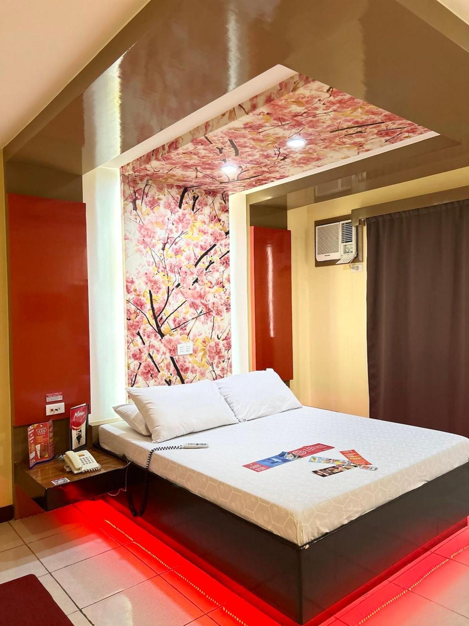 Hotel Sogo Sta Rosa 샌타로사 외부 사진